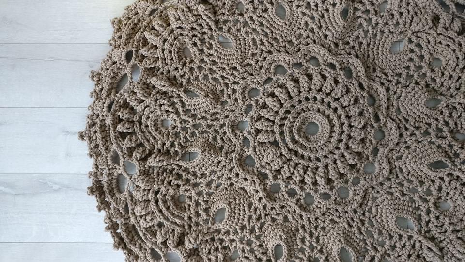 What Are Lace Doilies
